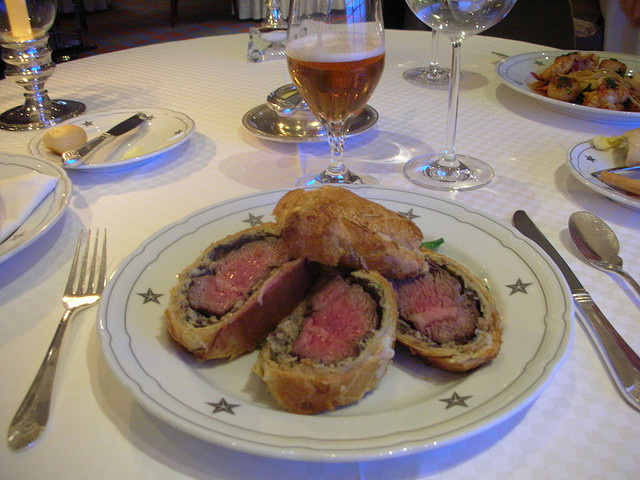 Filet d’agneau en croûte