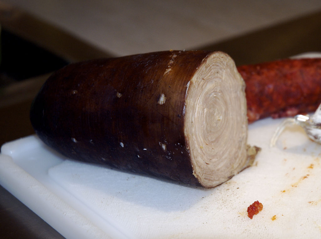 Andouille de Guémené rôtie et purée de pommes de terre