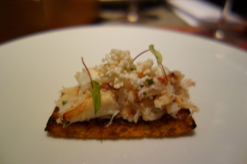 Canapé au crabe