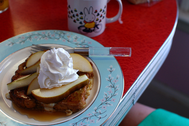 Pain perdu à la poire