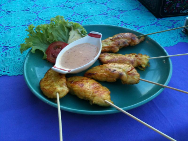 Poulet sauce satay - Photo de  - 101Pairing.com