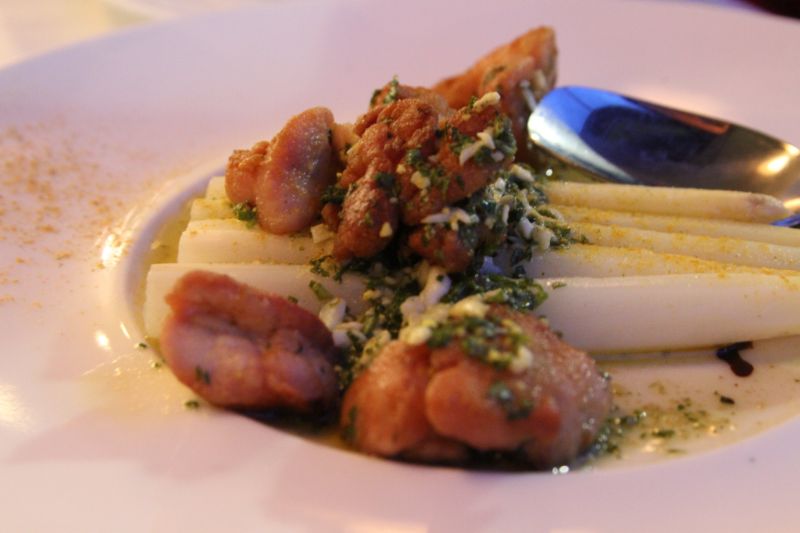 Ris de veau aux asperges - Photo de Hungry Dudes - 101Pairing.com