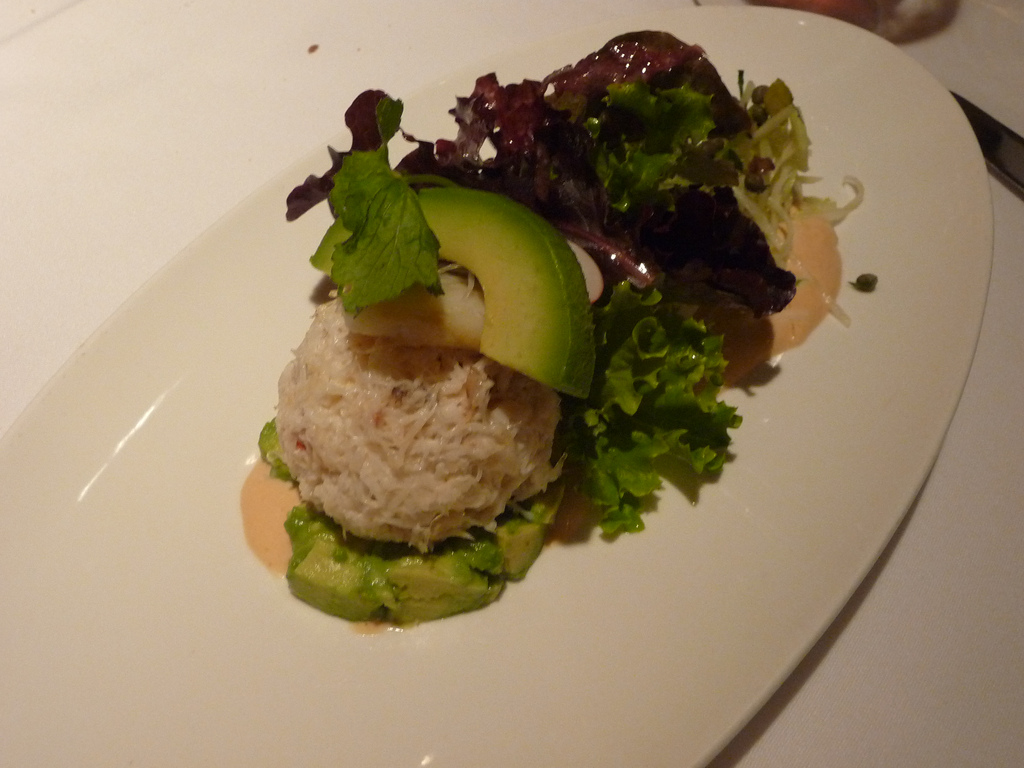 Salade d’avocat au crabe