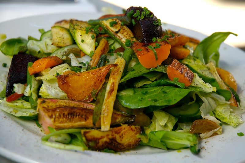 Légumes grillés en salade