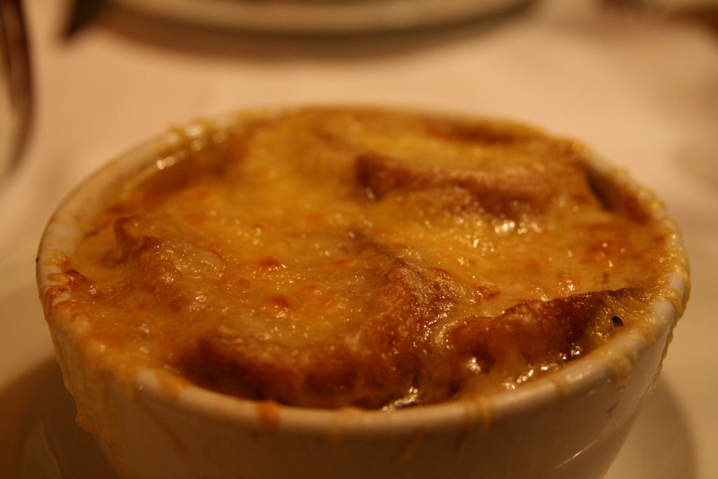 Soupe gratinée au Cantal